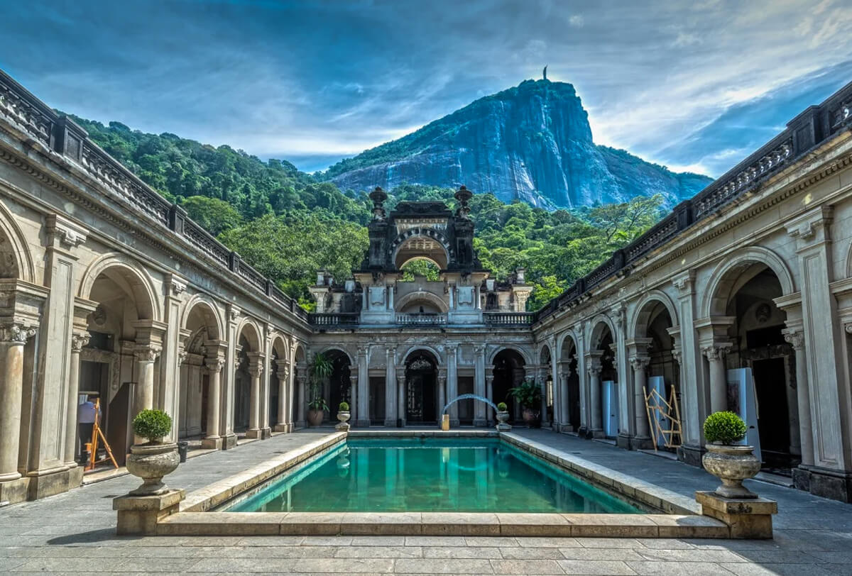 PARQUE LAGE